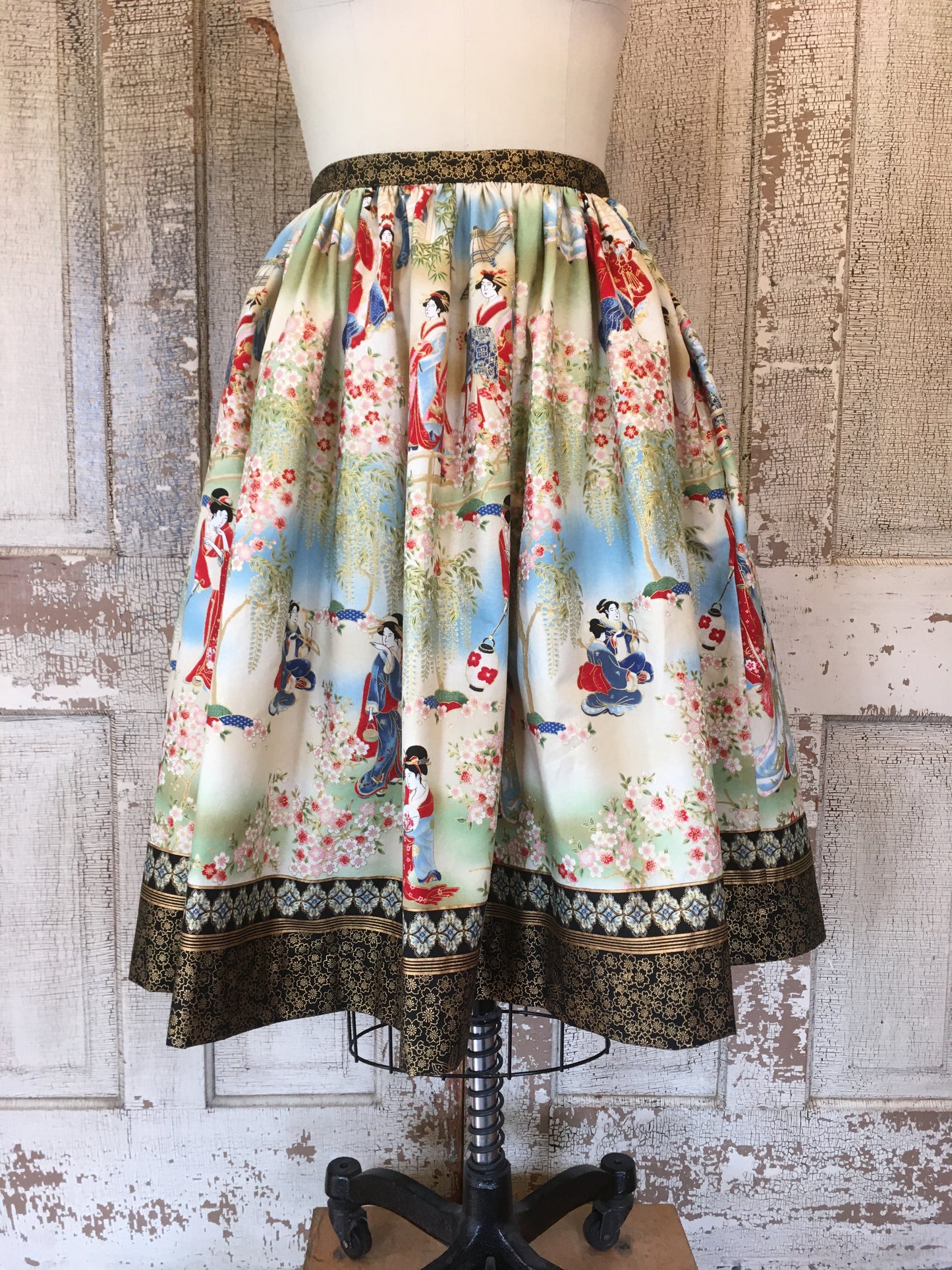 Gidget Skirt- "Red Geishas"