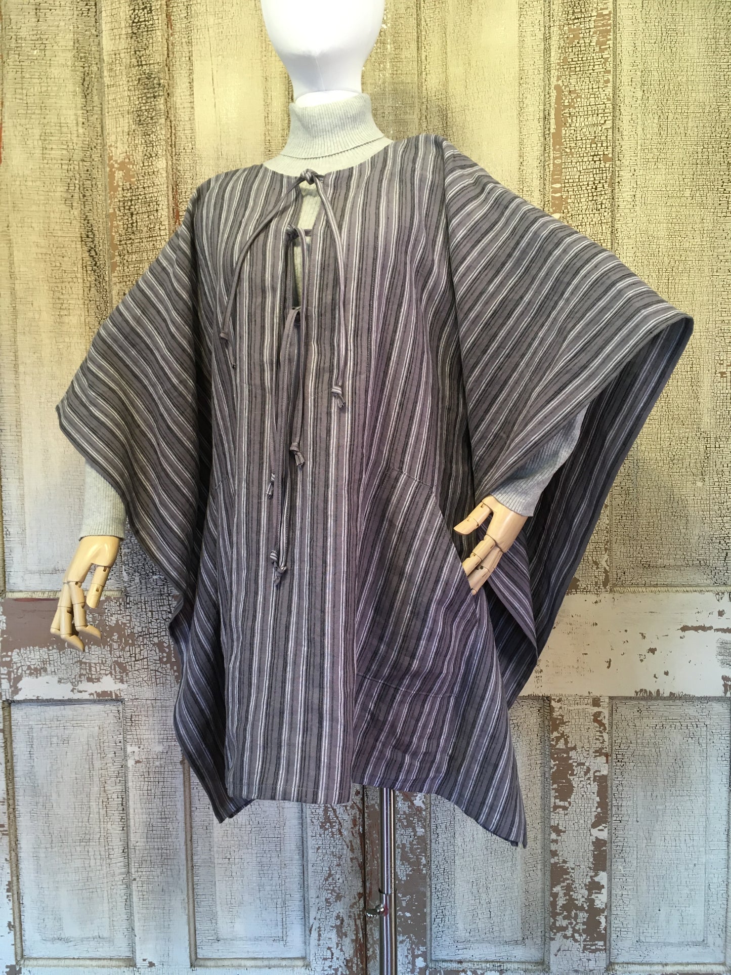 Unisex Caftan- Gray Stripe