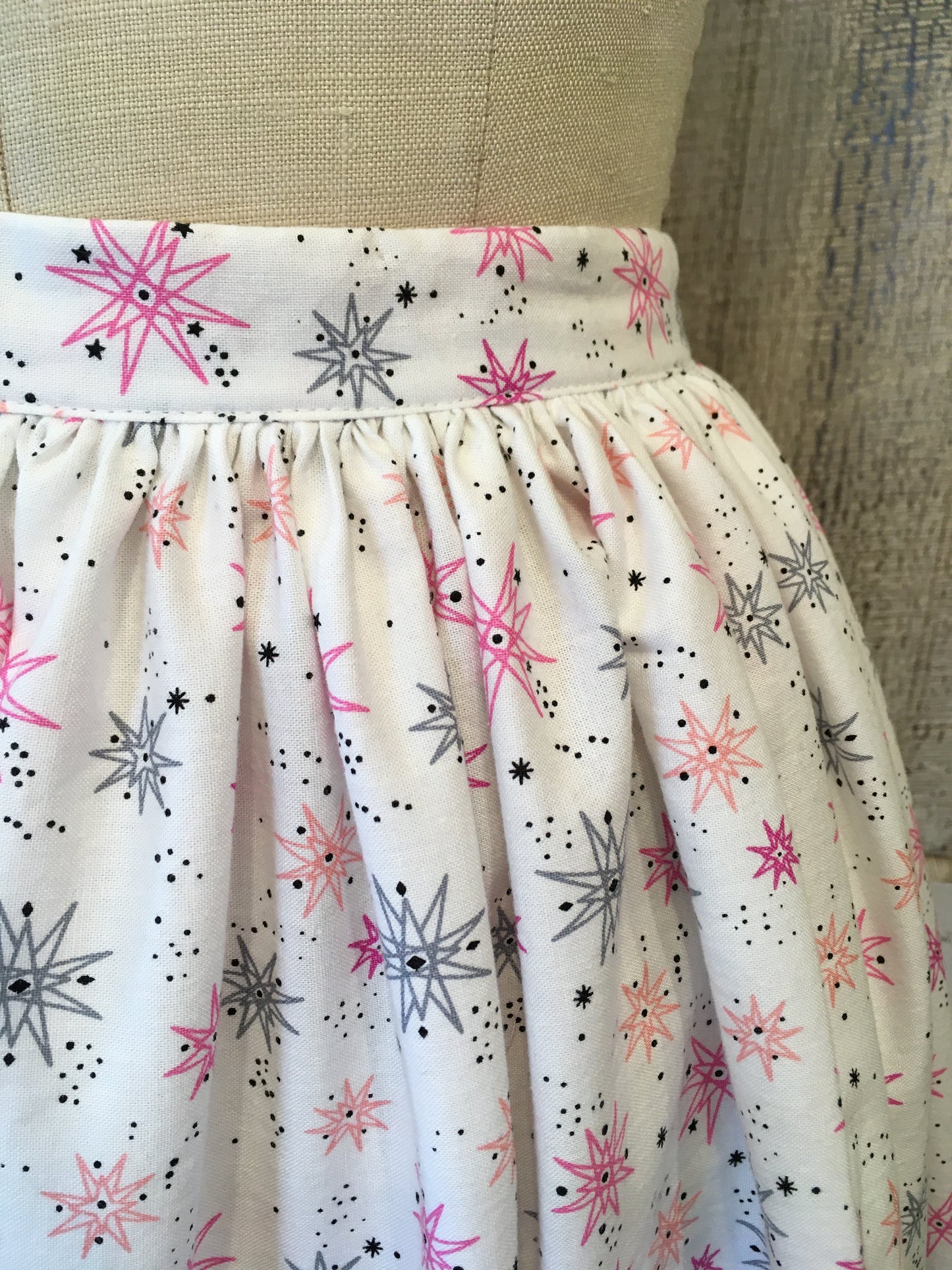 Gidget Skirt "Pink Starburst"